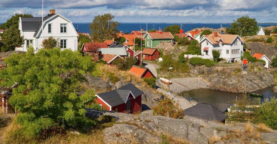 Stockholm Archipelago Boat Cruise, Gamla Stan Walking Tour - The 2.5-Hour Stockholm Archipelago Boat Cruise