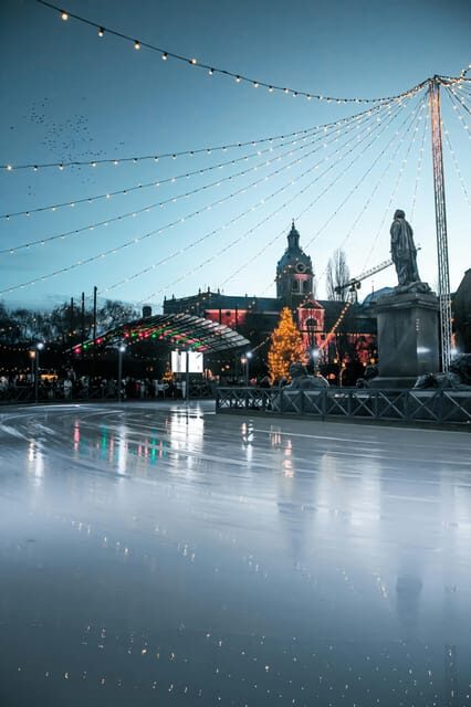 Stockholm: Christmas Markets & Lights Guided Walking Tour - Authentic Experiences That Make This Tour Stand Out