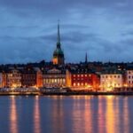 Stockholm: Must-See Attractions Walking Tour with a Guide - What to Expect and Practical Tips