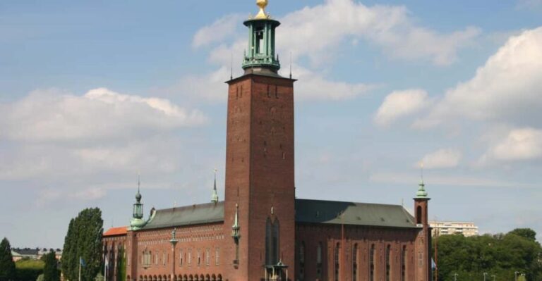 Stockholm Must See: City Hall, Gamla Stan and Vasa Museum - Details That Matter: Transportation, Group Size, and Cost