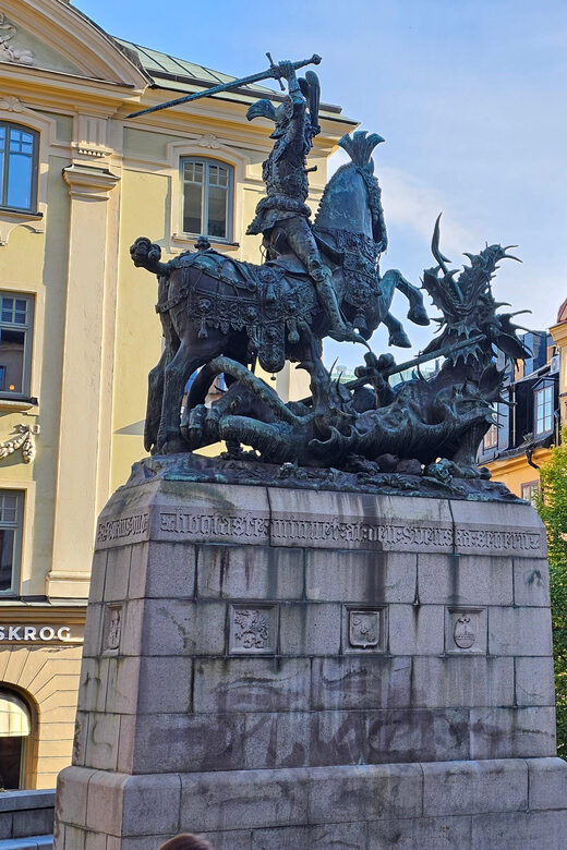 Stockholm: Old Town Walking Tour, stories and secrets - What to Expect from the Experience