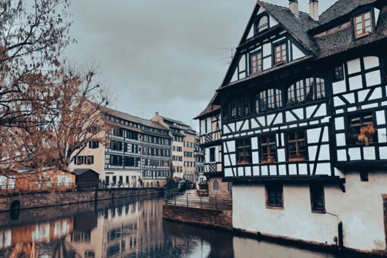 Strasbourg: Christmas Market and City 3 Hour Walking Tour - Who This Tour Is Perfect For