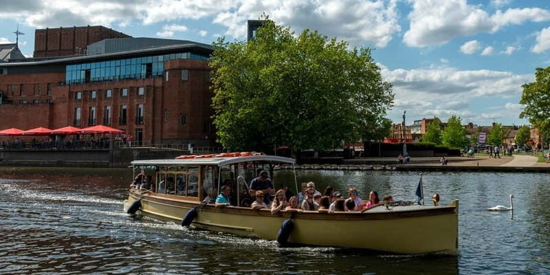 Stratford-upon-Avon: River Cruise & City Audio Tour - Who Will Love This Tour?