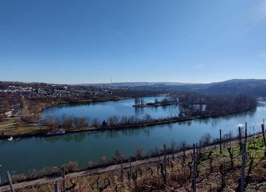 Stuttgart: Glow in the dark LED tour with Aquaman - The itinerary and experience