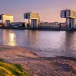 Sunset & Blue Hour Photography  Photo walk through Cologne - Who Should Consider This Experience?