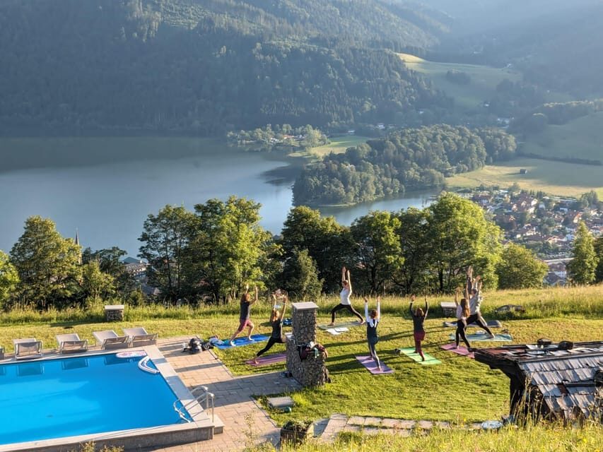 Sunset yoga on the Schliersbergalm - Practical Tips for Your Sunset Yoga Experience