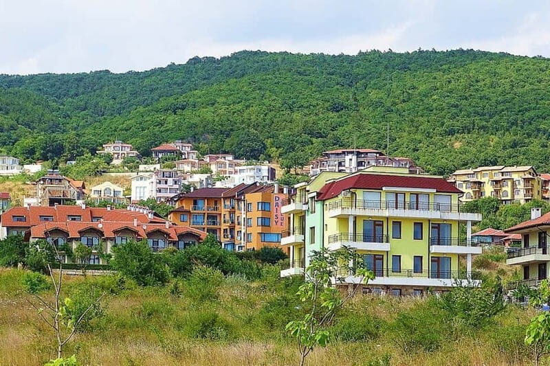 Sveti-Vlas: Guided Walking Tour - Who Would Love This Tour?