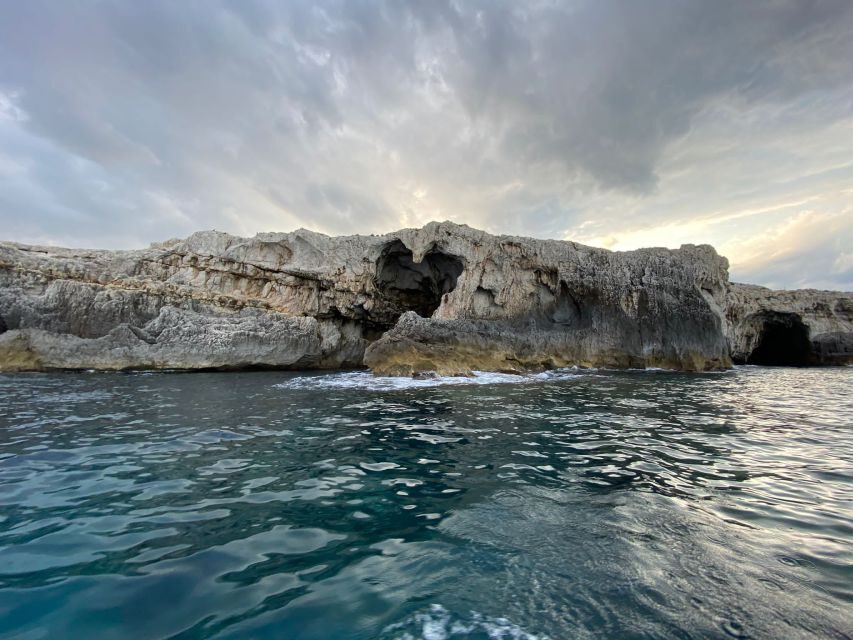 Syracuse: Boat Trip of Ortigia Island and Sea Caves - A detailed look at the tour experience