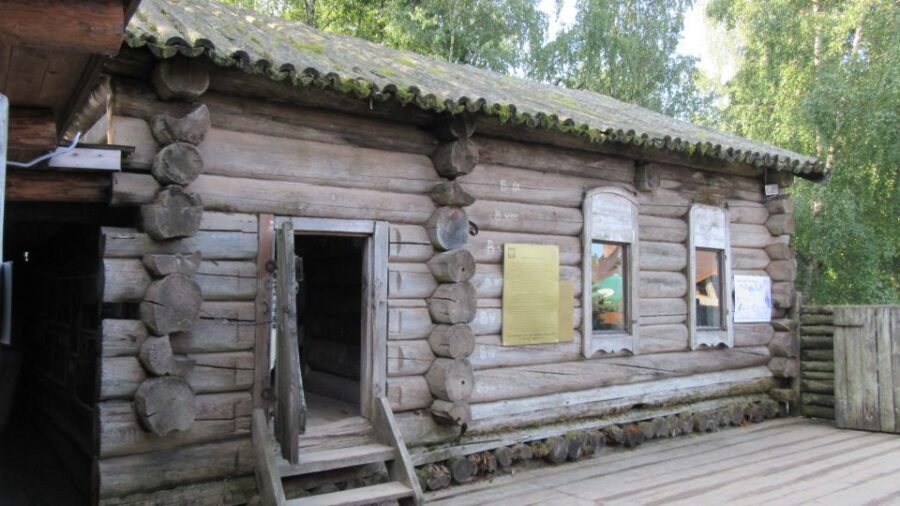 Szymbark: Kashubian Switzerland 5-Hour Private Tour - The Experience: Pros and Cons