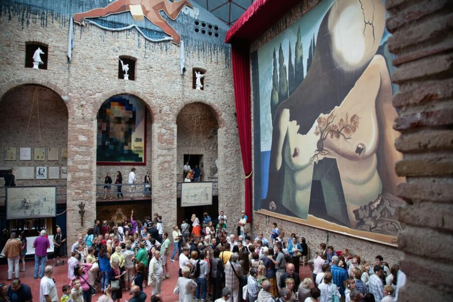 Tailored from Barcelona: Dali's museum & birthplace tour - An In-Depth Look at the Experience