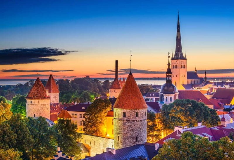 Tallinn: Guided Old Town Historical Walking Tour - What You’ll Actually Experience