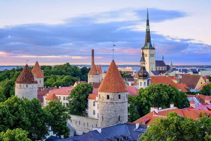 Tallinn: Private City Highlights Walking Tour - What to Expect from the Tallinn Private City Highlights Tour