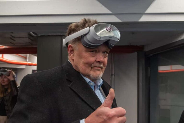 Tallinn: Time Travel Experience "VR Tallinn 1939/44" - What to Expect During the Tour