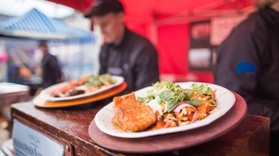 Tampere: Food Tour with Tastings, Meal, & Rooftop City Views - Starting Point in the Heart of Tampere