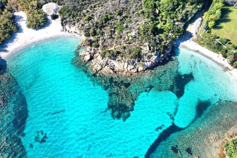 TAVOLARA TOUR WITH 15 METERS VINTAGE SAILBOAT WITH APERITIF - The Sum Up