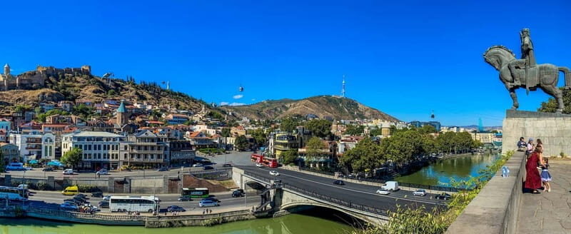 Tbilisi: City Highlights Guided Walking Tour - Authentic Georgian Flavors and Local Experiences