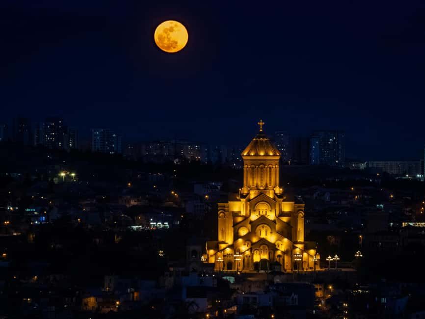 Tbilisi: Holy Trinity Cathedral Express Guided Tour - The Itinerary in Detail