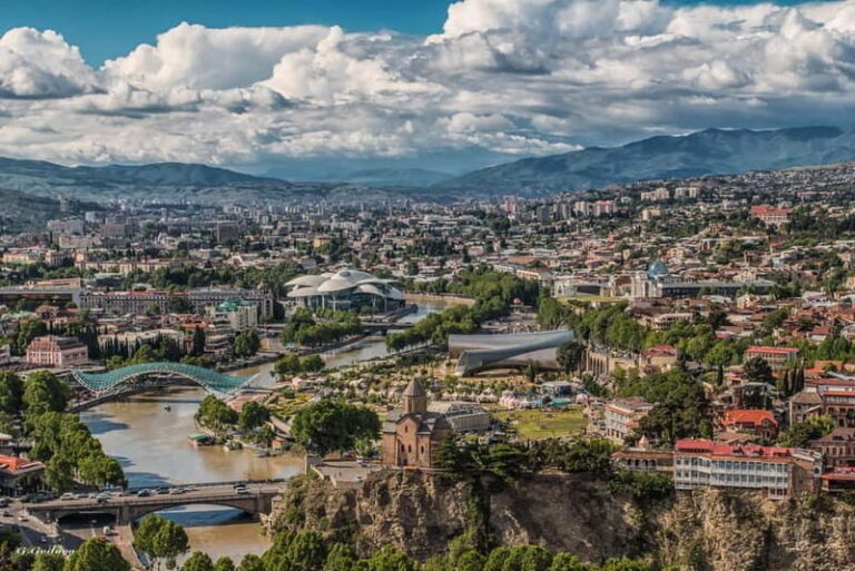 Tbilisi: Urban Snapshot Guided Tour - What to Expect and Practical Tips