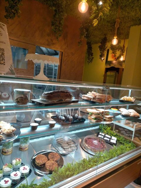 Tenerife: Preparation and Tasting of Potatoes with Mojo - The Practical Side: Logistics, Price, and Accessibility