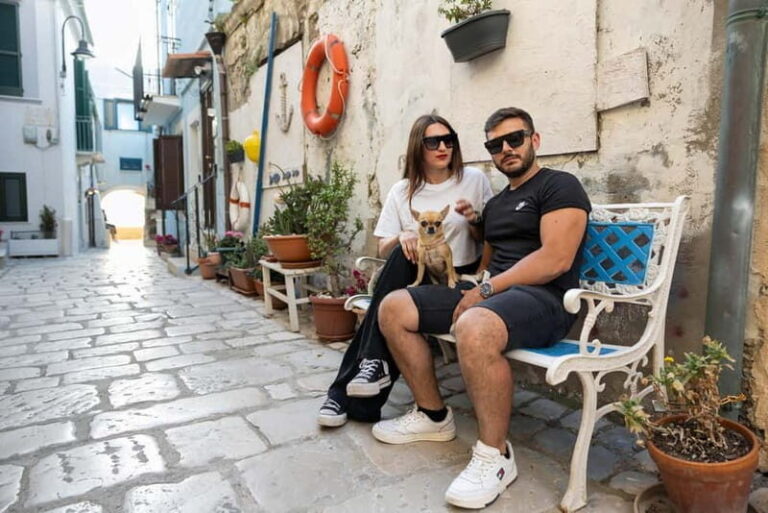 Termoli: private photo shoot in the old town - The Experience for Different Travelers