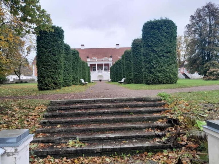 The Authentic Lahemaa daytour Carmen reisid - Authentic Experiences and Tips