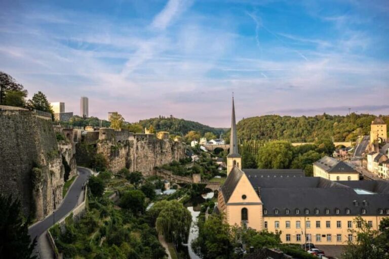 The Best of 3 Hours Private Walking Tour in Luxembourg - What’s Included and What to Consider