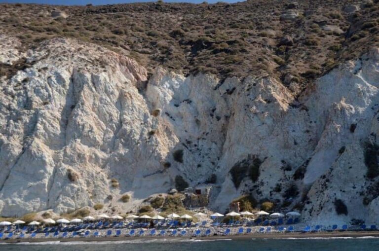 The Best of Santorini in 2 Hours - Exploring Santorini’s Iconic Highlights