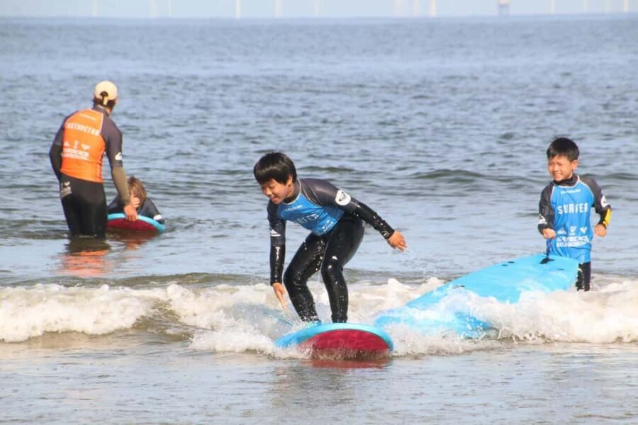 The Hague: Scheveningen Beginner's Surf Lesson Kids - FAQ