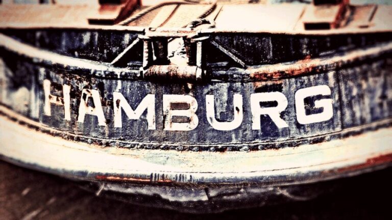 The Kiez-Captain Hamburg city tour & Speicherstadt tour - The Value of the Hamburg Kiez-Captain Tour