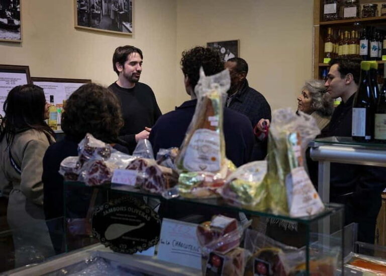 The most complete French food tour you'll find in Paris! - The Experiences Strengths and Unique Aspects