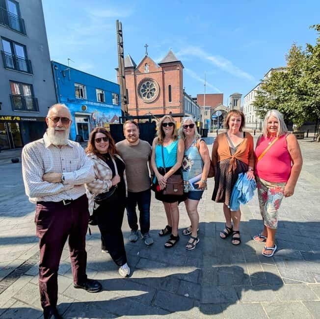 The Story of Belfast: walking tour with a local guide - Practical Considerations