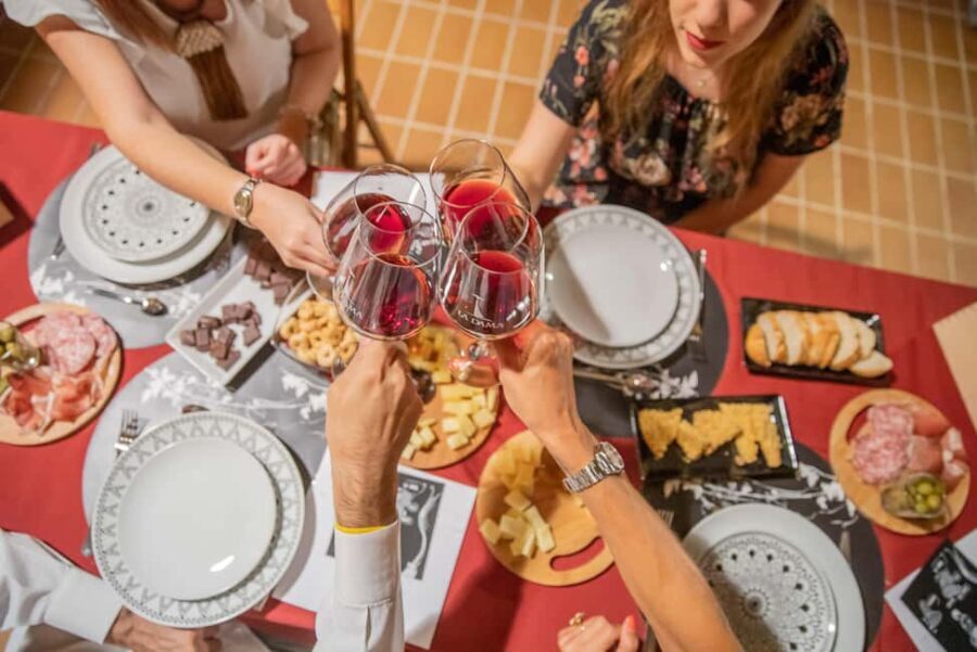 THE TRADITIONS OF VALPOLICELLA: WINE, EVO OIL, AND HONEY TASTING - Authenticity & Educational Value