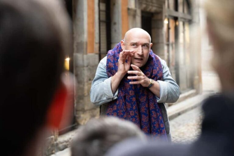 Theatrical visit of the Vieux-Lyon in French - Who Would Love This Tour?