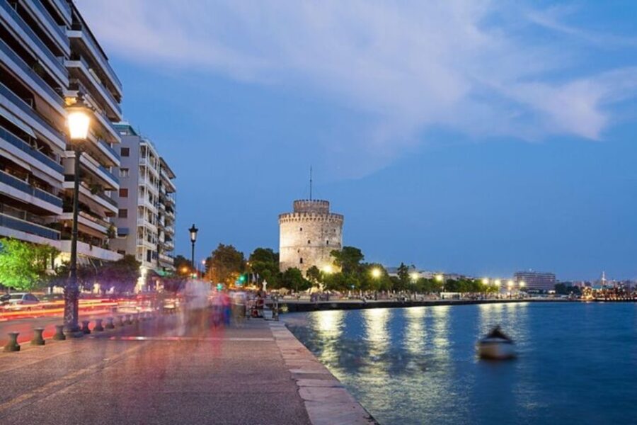 Thessaloniki : Private Custom Walking Tour With A Guide - Who Should Consider This Tour?
