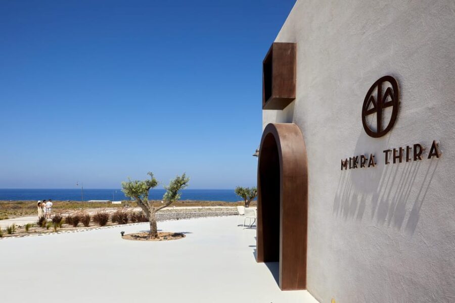 Thirassia: Winery Tour with Premium Wine Tasting Experience - A Closer Look at the Experience