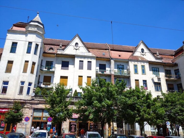 Timisoara Dream Tour in Iozefin Neighborhood - Who Is This Tour Perfect For?