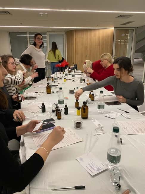 Tirana: The Art of Making a Perfume - The Experience and the Materials