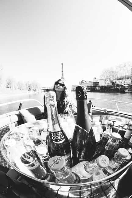 Top Private Cruises in Paris with Champagne + more surprises - Who Will Love This Cruise?