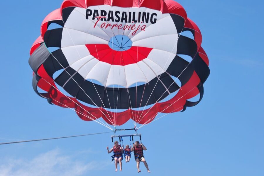 Torrevieja: parasailing experience - What’s Included and What’s Not