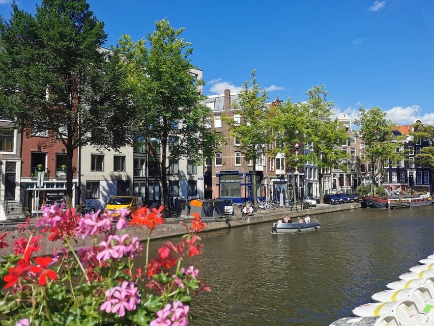 Tour Amsterdam: Old Town, Jewish Quarter and Flower Market - An In-Depth Look at the Tour Experience