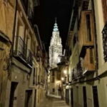 Tour Nocturno de Leyendas y Misterios con Subterráneo - The Experience in Detail