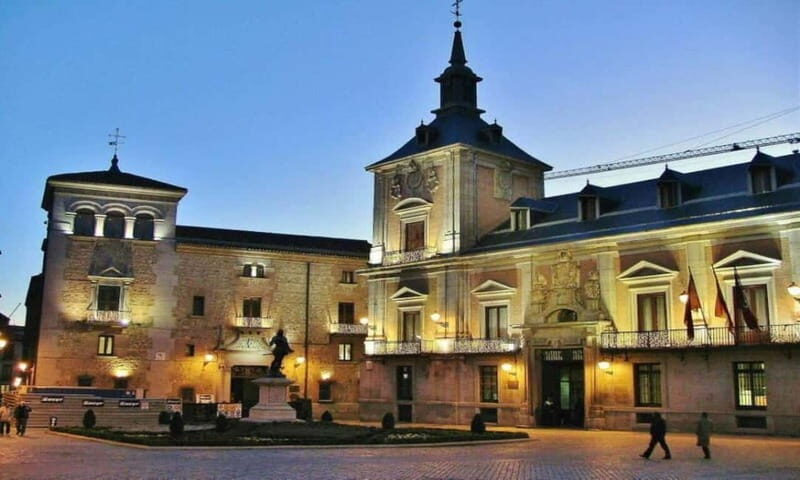 TOUR OF THE MYSTERIES AND LEGENDS OF MADRID - Authentic Experiences and Practical Details