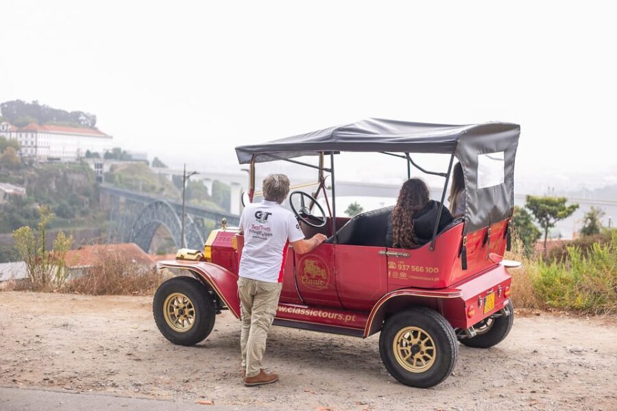 Tour Porto: Classic Adventure in Electric Tuk Tuk - Itinerary Breakdown and Highlights