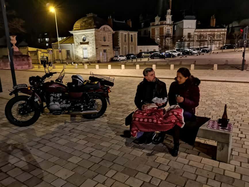 Tours: Vintage Sidecar Night Tour with Wine Tasting - Who Will Love This Tour?