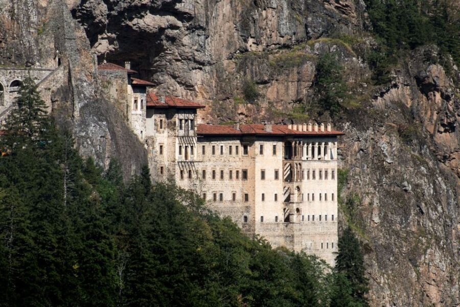 Trabzon: Sümela Monastery and Hamsiköy Tour - Authentic Local Flavors and Cultural Experiences