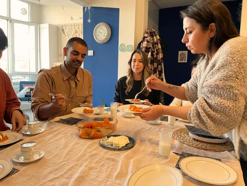 Traditional Home Cooking with a Local in stanbul Center - Cooking in a Cozy Istanbul Home
