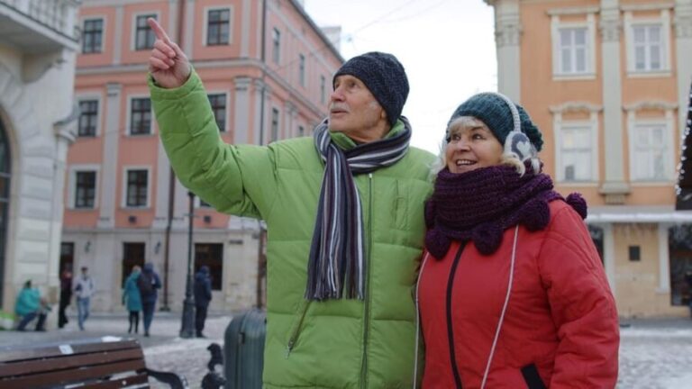 Tromso: Express Walk with a Local in 60 minutes - The Value of a Small-Group Experience