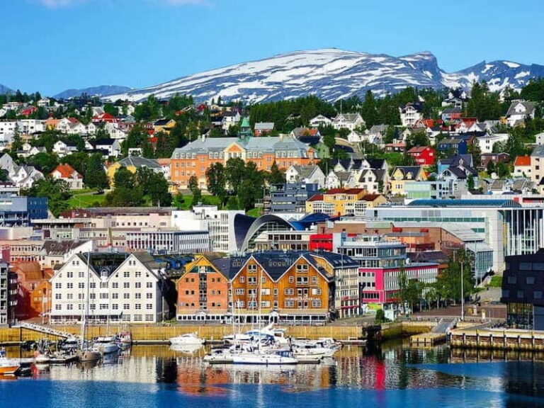 Tromsø: Island Tour with Cable Car Ride (Private or Shared) - Analyzing the Tour’s Value