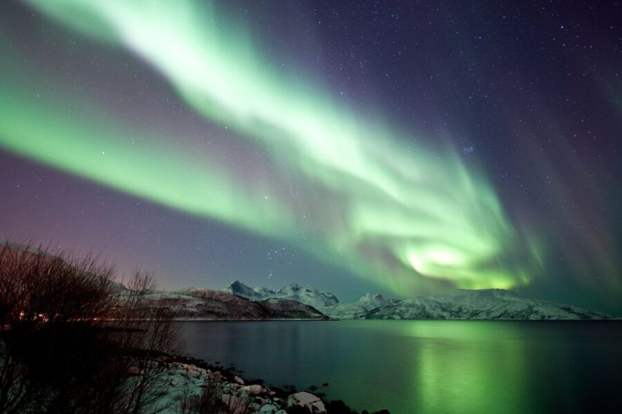 Tromsø: Northern Lights Chase with 2nd Chance Guarantee - The Authentic Experience from Multiple Perspectives