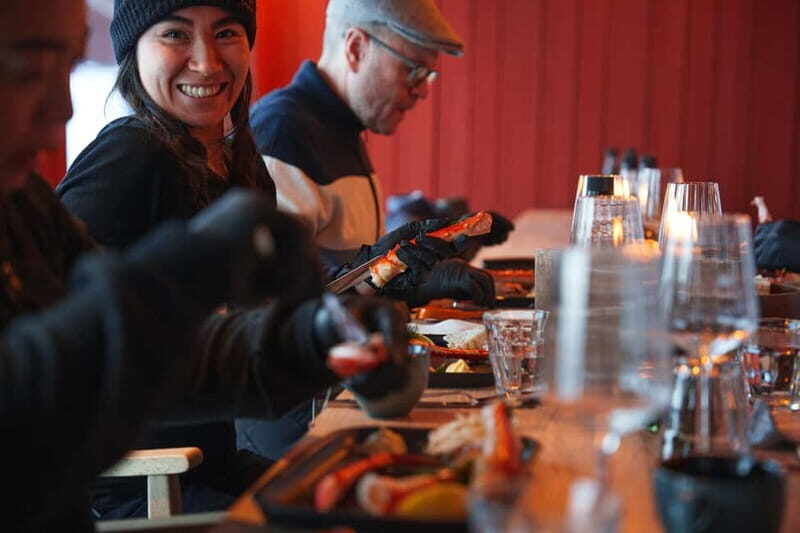 Tromsø: Northern Lights Live King Crab Dinner by the Sea - Key Points